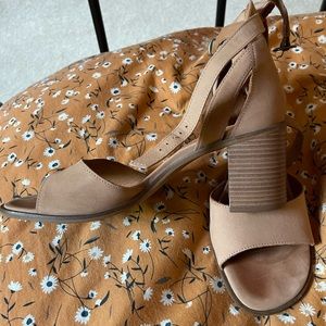 Lucky Brand Chunky Wooden Heel Sandals